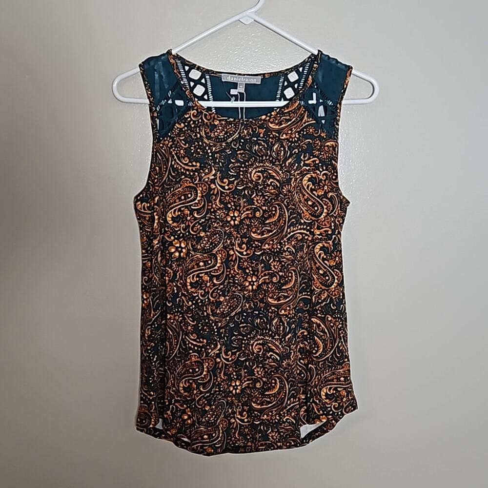 NWT Daniel Rainn Sleeveless Tank Blouse Cutout Detail Sz XS - Picture 2 of 12